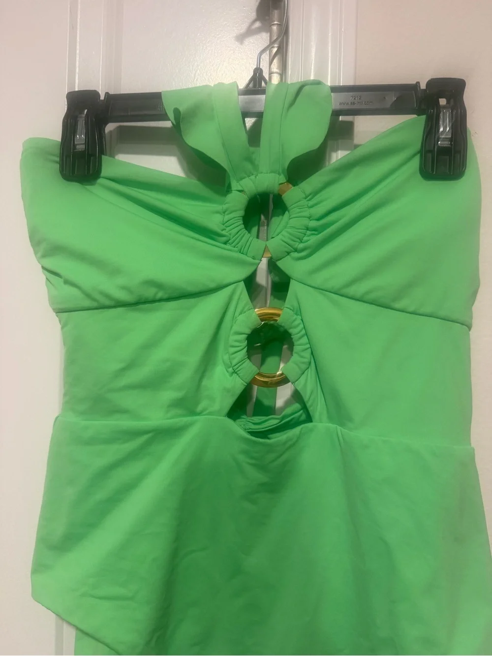 New Soluna swim Bright Green One-Piece Swimsuit with Ring Cutout Accent size XL